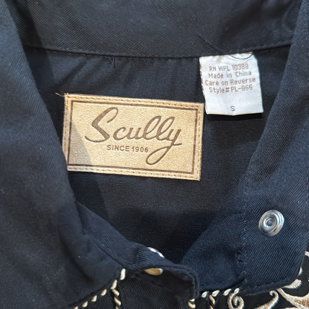 NWT SCULLY WOMEN'S SCROLL EMBROIDERED LONG SLEEVE PEARL SNAP WESTERN SHIRT - Picture 7 of 8